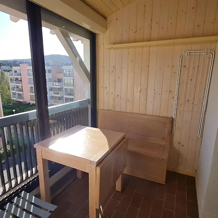 Apartament A Avec Piscine, Balcon Et Parking, Proche Commerces Et Plages. - Fr-1-780-80 Sainte-Maxime